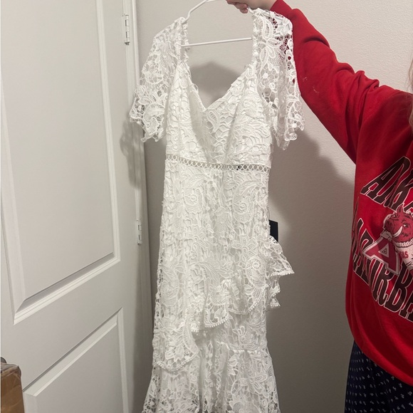 Lulus Dresses & Skirts - Lulu's White Lace Maxi Dress